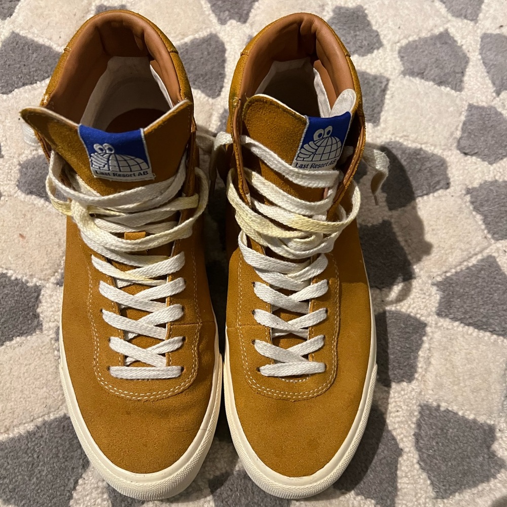 Last Resort AB Tan/White Size 9.5
